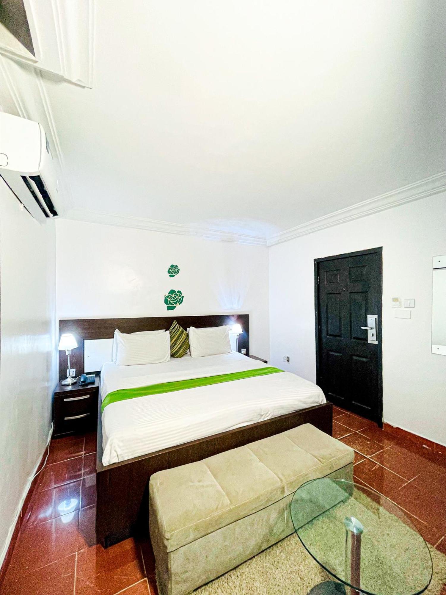 The Tranquil Mews Hotel Abuja Eksteriør billede